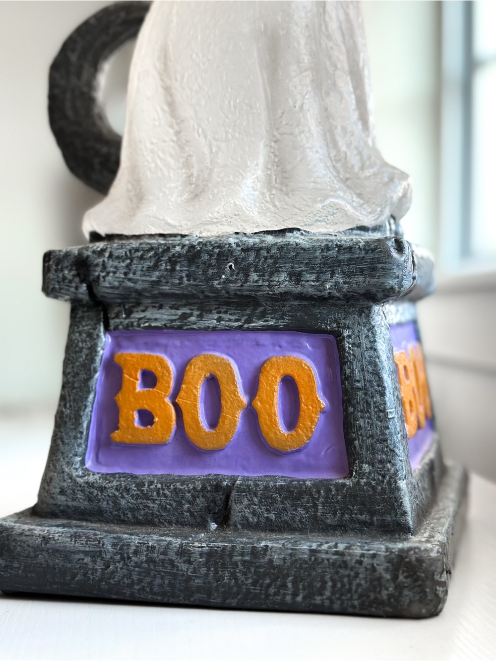 Target Hyde & Eek Hocus Pocus Light Up Ghost Dog Tombstone - Picture 11 of 14